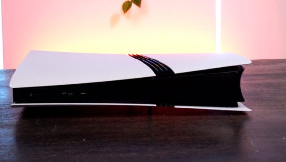 PS5 Pro // Source : Alfred Tertrais pour Numerama PS5 Pro // Source : Alfred Tertrais pour Numerama