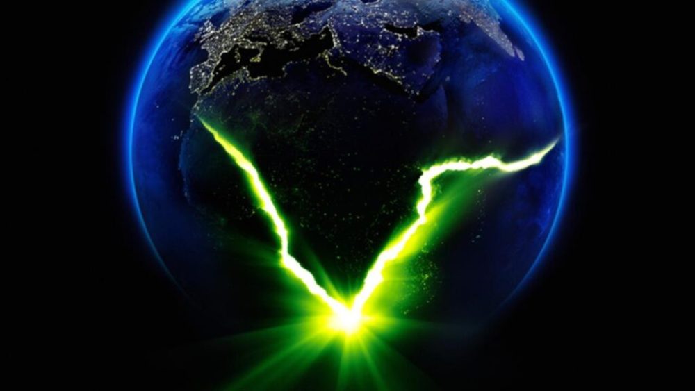 La première affiche d'Alien : Earth // Source : FX La première affiche d'Alien : Earth // Source : FX