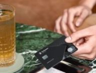 Que vous régliez avec votre carte World Elite CB Mastercard physique ou en ligne, vous pouvez profiter de garanties complémentaires // Source : Fortuneo