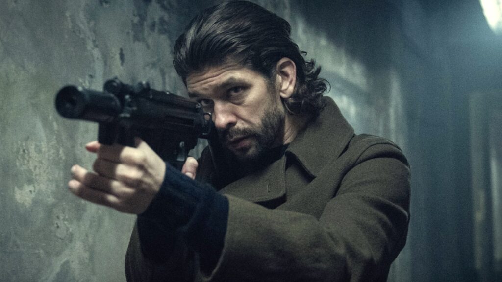 Ben Whishaw dans Black Doves // Source : Netflix Ben Whishaw dans Black Doves // Source : Netflix
