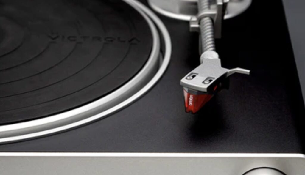 Victrola Stream Carbon // Source : Victrola Victrola Stream Carbon // Source : Victrola