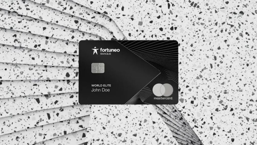 La carte World Elite CB Mastercard // Source : Fortuneo La carte World Elite CB Mastercard // Source : Fortuneo
