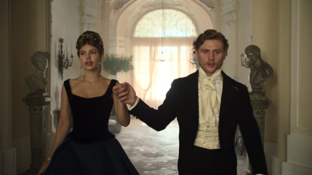 La princesse Charlotte et Maximilian dans L'Impératrice // Source : Netflix La princesse Charlotte et Maximilian dans L'Impératrice // Source : Netflix