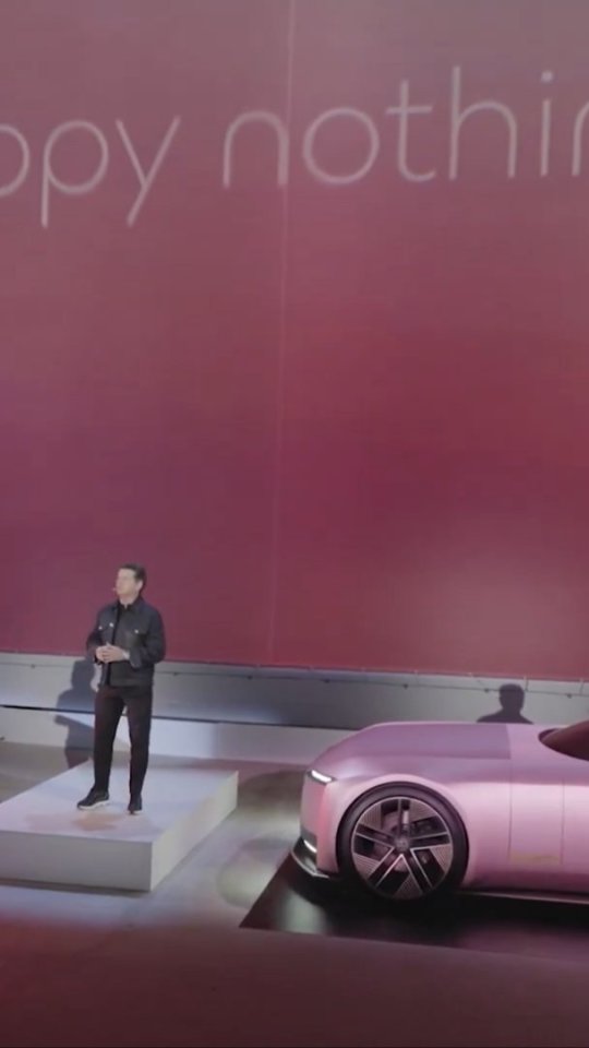 Présentation des concept Jaguar type 00 // Source : extrait vidéo Jaguar