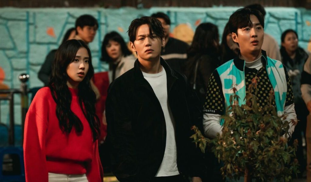 Un couple au coeur d'une apocalypse zombie. // Source : Prime Video Un couple au coeur d'une apocalypse zombie. // Source : Prime Video