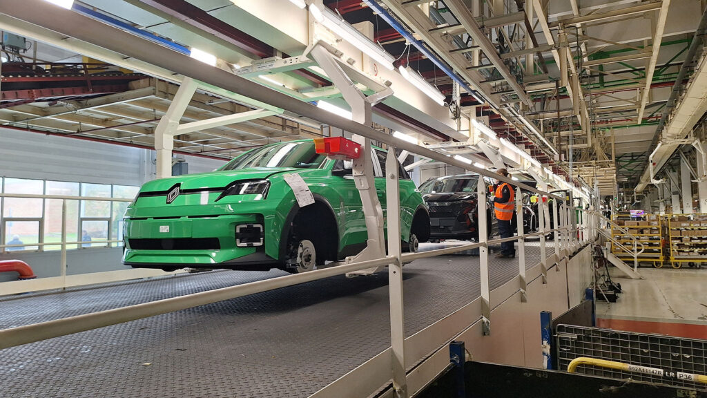 Au coeur de la production de la Renault 5 // Source : DR Au coeur de la production de la Renault 5 // Source : DR