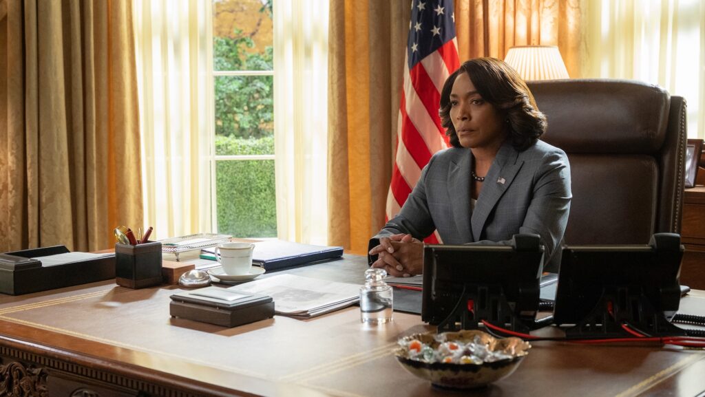 Angela Bassett dans Zero Day // Source : Jojo Whilden/Netflix Angela Bassett dans Zero Day // Source : Jojo Whilden/Netflix