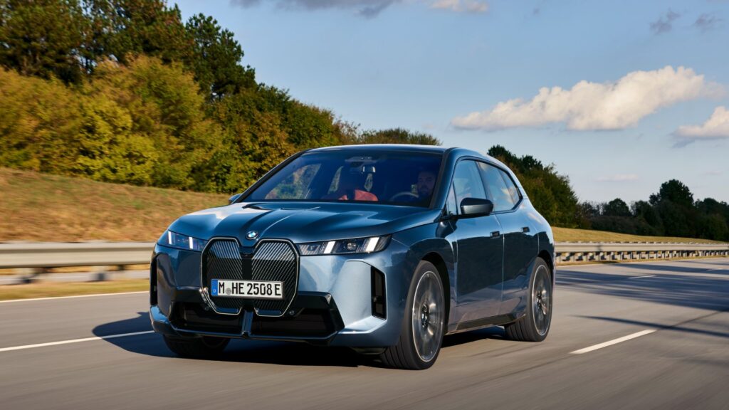 Le BMW iX restylé (2025) // Source : BMW Le BMW iX restylé (2025) // Source : BMW