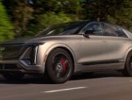 Le Cadillac Lyriq-V (2025) // Source : Cadillac Le Cadillac Lyriq-V (2025) // Source : Cadillac