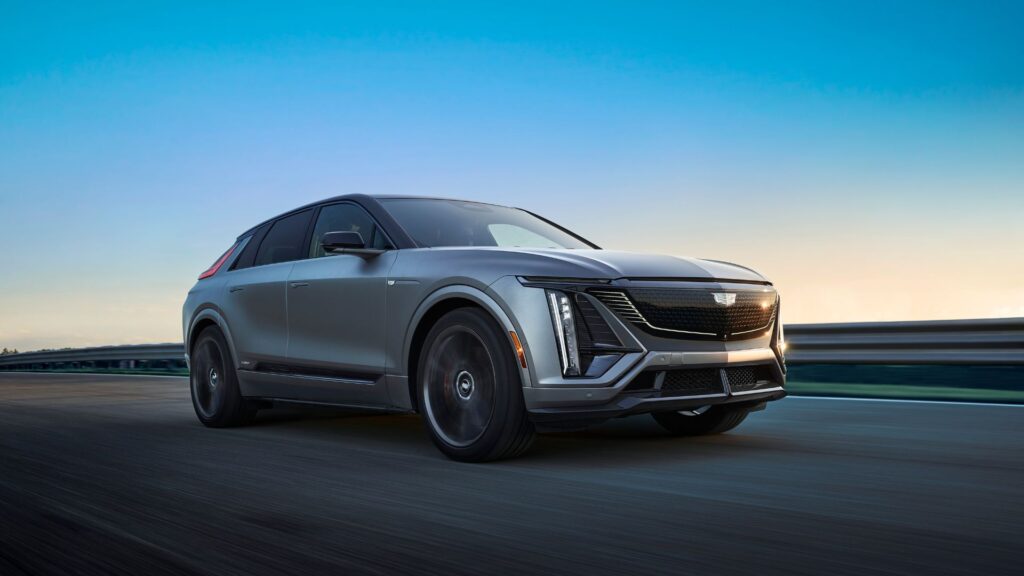 Le Cadillac Lyriq-V (2025) // Source : Cadillac Le Cadillac Lyriq-V (2025) // Source : Cadillac