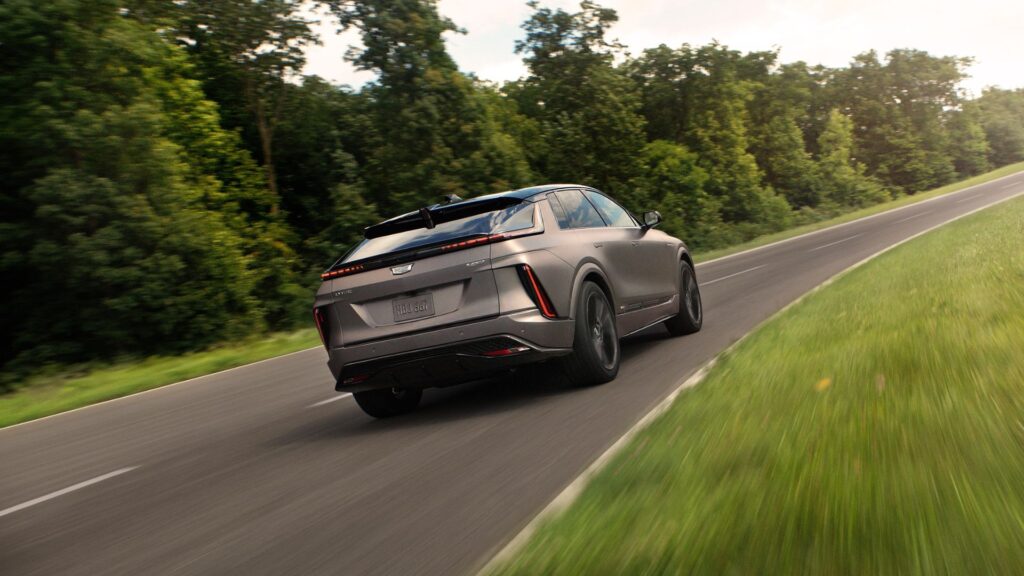 Le Cadillac Lyriq-V (2025) // Source : Cadillac Le Cadillac Lyriq-V (2025) // Source : Cadillac