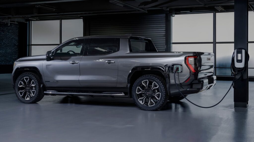 Le GMC Sierra EV Denali // Source : GMC Le GMC Sierra EV Denali // Source : GMC