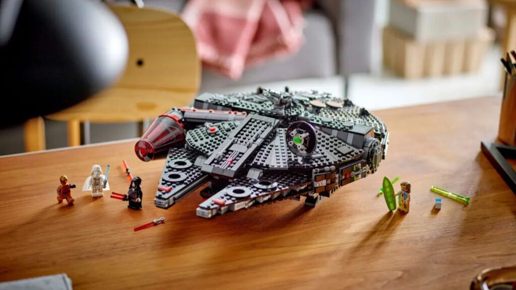 Le Faucon Noir // Source : Lego Le Faucon Noir // Source : Lego
