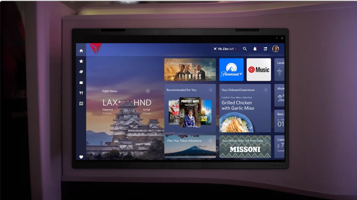 Un écran QLED 4K HDR dans un siège d'avion // Source : Delta Airlines