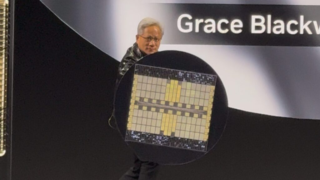 Jensen Huang, le patron de Nvidia au CES 2025. // Source : Numerama Jensen Huang, le patron de Nvidia au CES 2025. // Source : Numerama