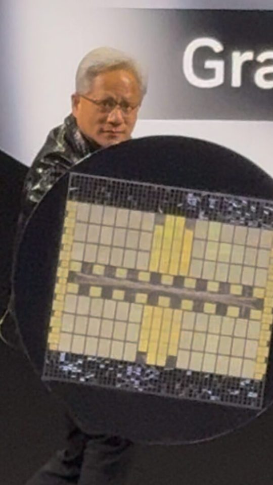 Jensen Huang, le patron de Nvidia au CES 2025. // Source : Numerama Jensen Huang, le patron de Nvidia au CES 2025. // Source : Numerama
