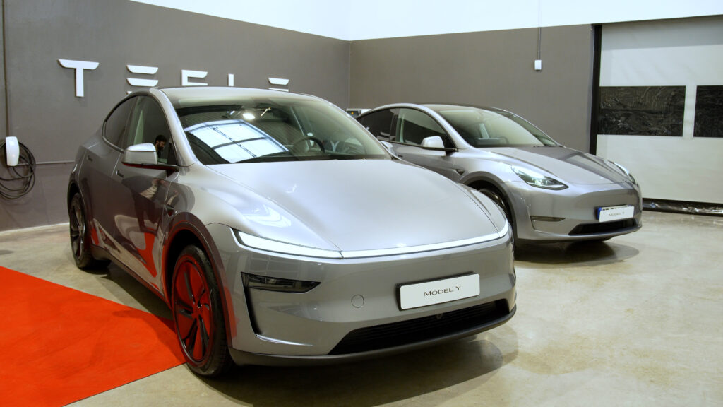Le nouveau Tesla Model Y (2025) // Source : Alfred Tertrais pour Numerama Le nouveau Tesla Model Y (2025) // Source : Alfred Tertrais pour Numerama