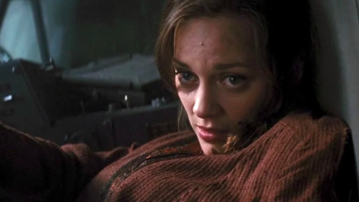 Marion Cotillard dans The Dark Knight Rises // Source : Warner Bros Marion Cotillard dans The Dark Knight Rises // Source : Warner Bros