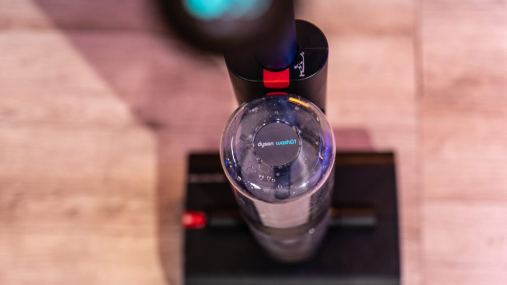 Le Dyson Wash G1 // Source : Alexis pour Numerama Le Dyson Wash G1 // Source : Alexis pour Numerama