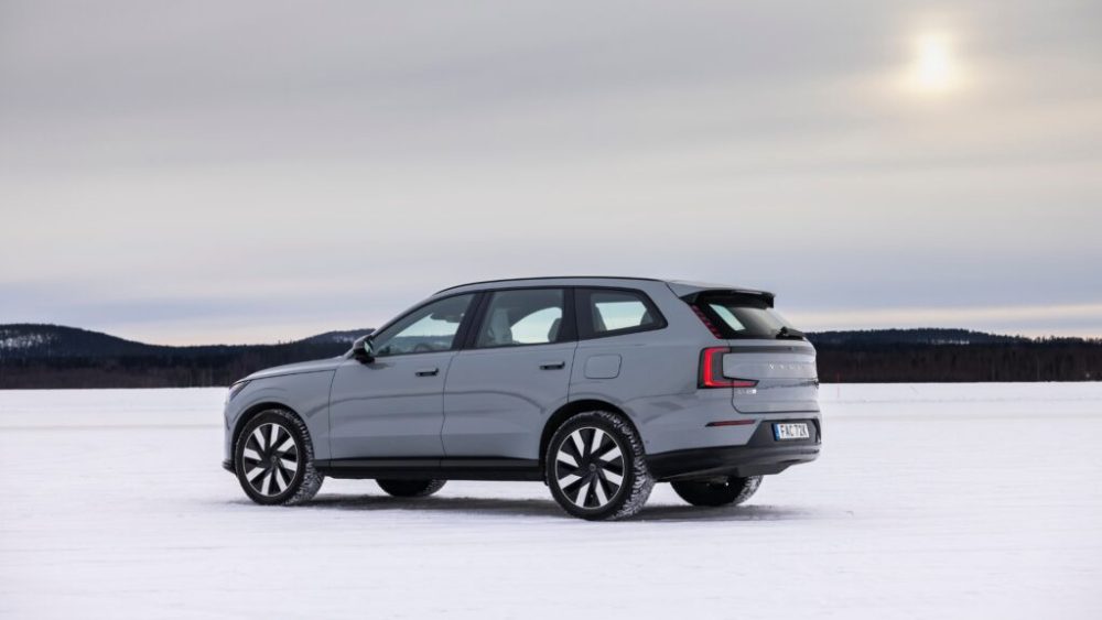 Le Volvo EX90 (2025) // Source : Thomas Antoine pour Volvo Le Volvo EX90 (2025) // Source : Thomas Antoine pour Volvo
