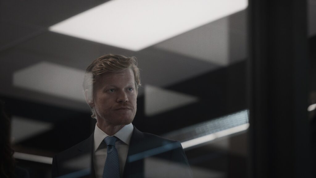 Jesse Plemons dans Zero Day // Source : Jojo Whilden / Netflix Jesse Plemons dans Zero Day // Source : Jojo Whilden / Netflix