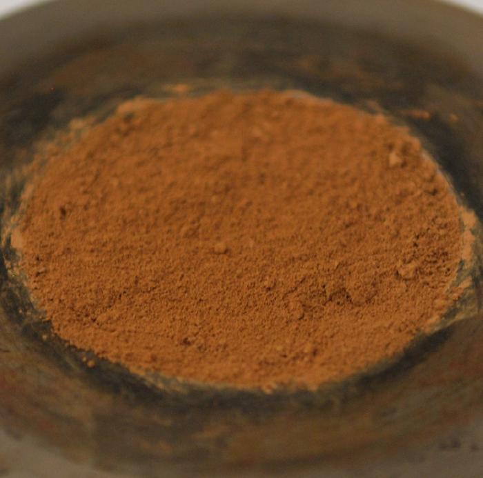 De la fausse poussière martienne, recréée en laboratoire. // Source : A.Valantinas, CC BY-SA De la fausse poussière martienne, recréée en laboratoire. // Source : A.Valantinas, CC BY-SA