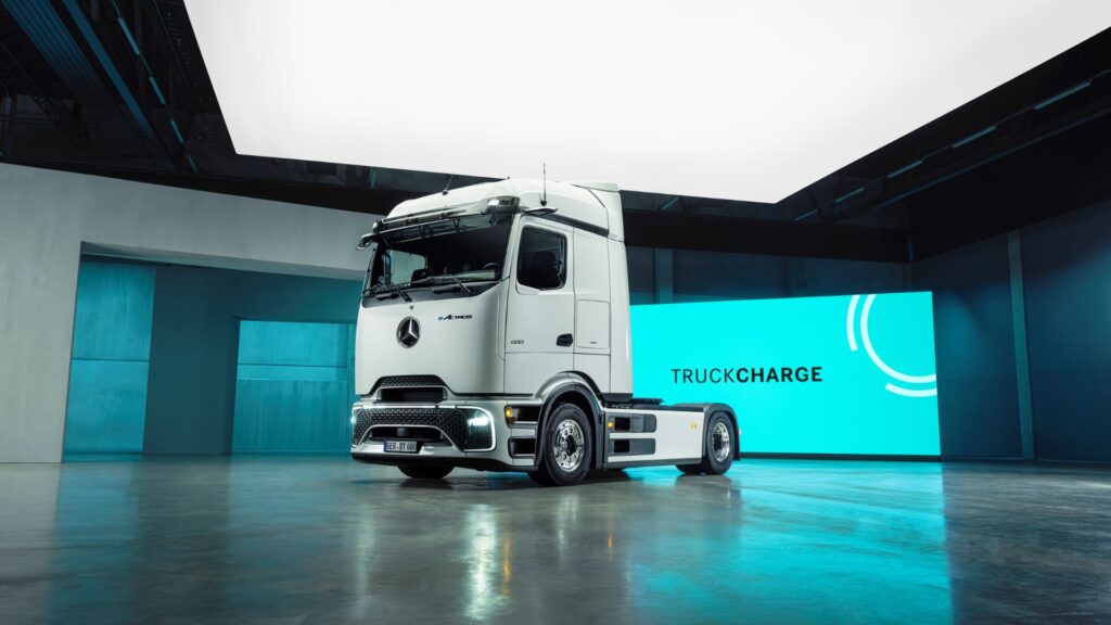 Le Mercedes eActros 600 // Source : Daimler Truck Le Mercedes eActros 600 // Source : Daimler Truck