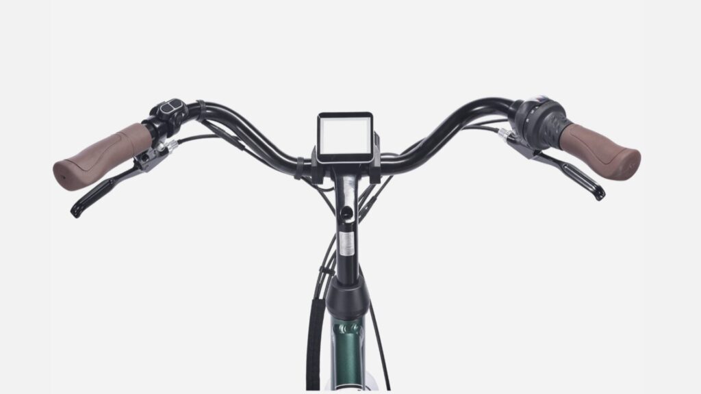 L'écran du E-City 110 // Source : Intersport L'écran du E-City 110 // Source : Intersport