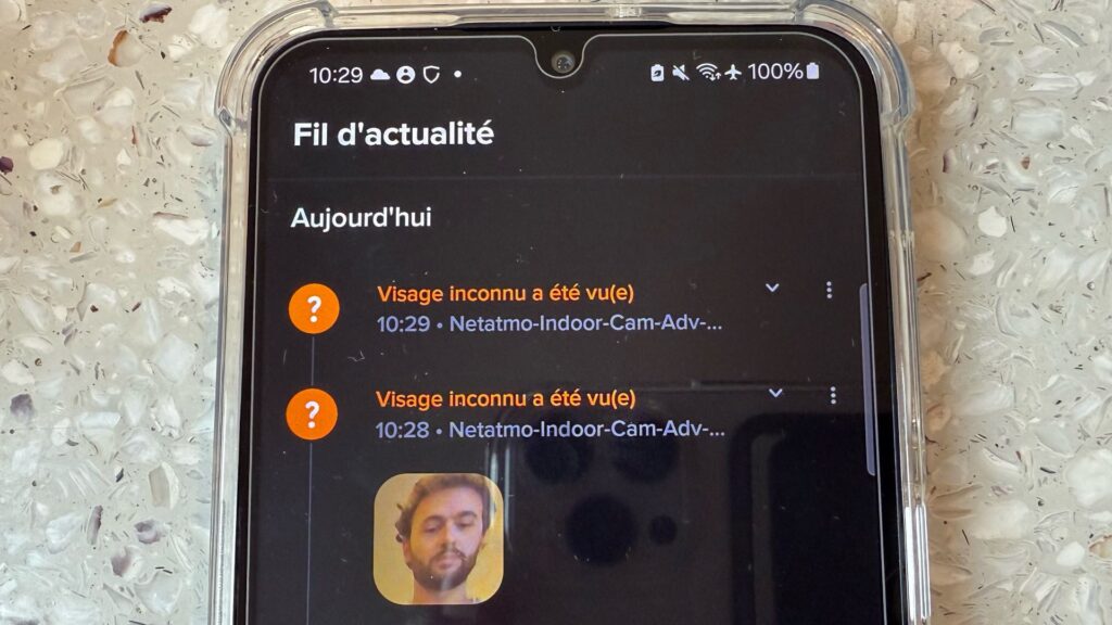 L'application Netatmo isole chaque visage. // Source : Numerama L'application Netatmo isole chaque visage. // Source : Numerama