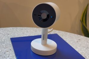 La caméra de Netatmo peut automatiquement cacher son capteur quand vous êtes à la maison. // Source : Numerama La caméra de Netatmo peut automatiquement cacher son capteur quand vous êtes à la maison. // Source : Numerama