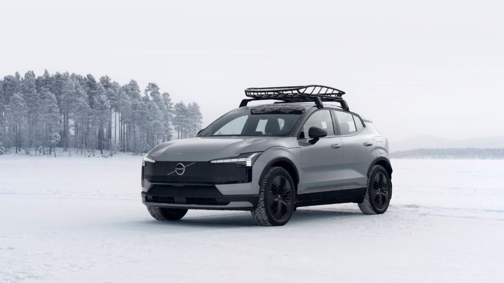 Le Volvo EX30 Cross Country // Source : Volvo Le Volvo EX30 Cross Country // Source : Volvo