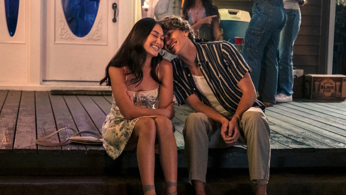 Belly et Jeremiah filent le parfait amour dans cette saison 3 // Source : Erika Doss / Prime Video Belly et Jeremiah filent le parfait amour dans cette saison 3 // Source : Erika Doss / Prime Video