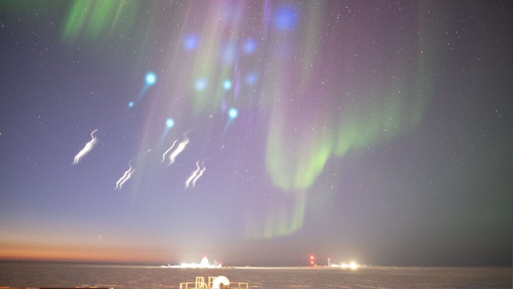 Des habitants de l'Alaska ont eu une sacrée surprise, le 25 mars 2025. // Source : UAF Geophysical Institute Des habitants de l'Alaska ont eu une sacrée surprise, le 25 mars 2025. // Source : UAF Geophysical Institute