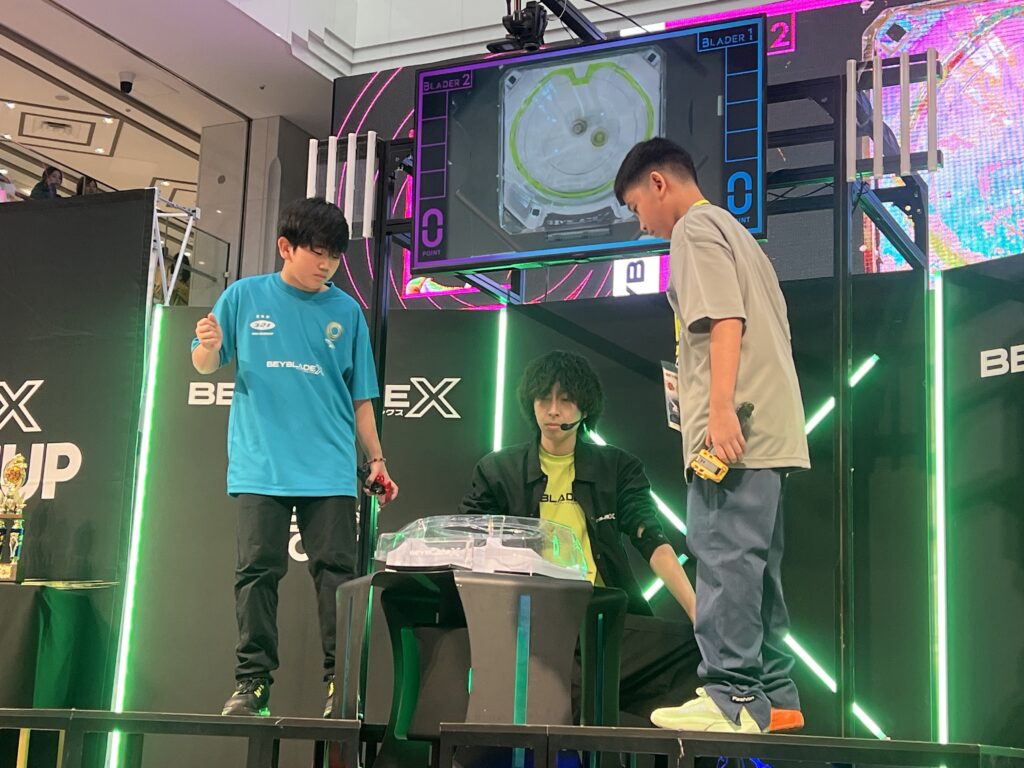 Tournoi de Beyblade au Japon // Source : Benjamin Bruel pour Numerama Tournoi de Beyblade au Japon // Source : Benjamin Bruel pour Numerama