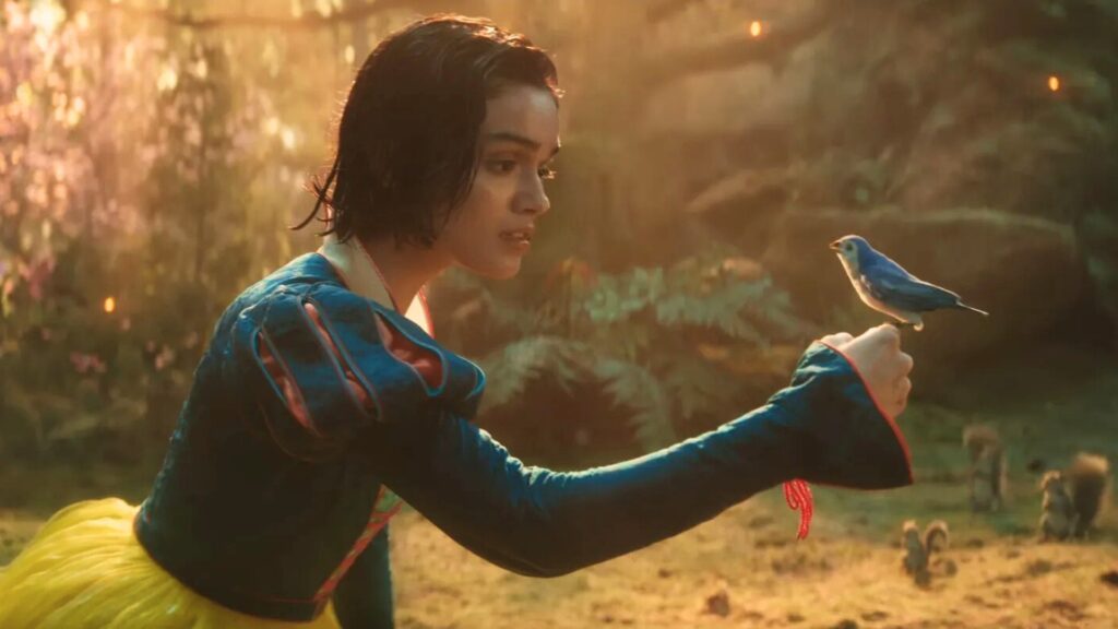 Rachel Zegler a été vue précédemment dans le préquel d'Hunger Games et dans la nouvelle version de West Side Story. // Source : Disney Rachel Zegler a été vue précédemment dans le préquel d'Hunger Games et dans la nouvelle version de West Side Story. // Source : Disney