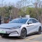 La BYD Han L recharge sur une borne ultra-rapide // Source : BYD La BYD Han L recharge sur une borne ultra-rapide // Source : BYD