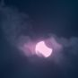 Éclipse partielle du 29 mars 2025. // Source : Flickr/CC/Max Grobecker (photo recadrée) Éclipse partielle du 29 mars 2025. // Source : Flickr/CC/Max Grobecker (photo recadrée)