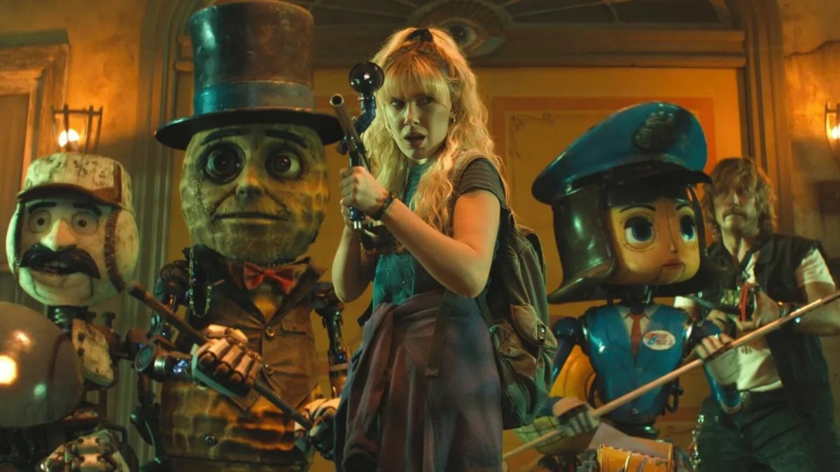 Milly Bobby Brown (et des robots) dans The Electric State. // Source : Netflix Milly Bobby Brown (et des robots) dans The Electric State. // Source : Netflix