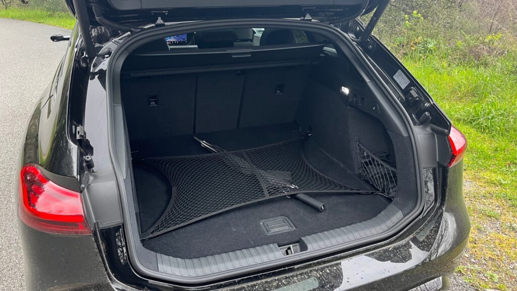 L'Audi A6 Avant e-tron à l'essai // Source : Robin San Vicente pour Numerama L'Audi A6 Avant e-tron à l'essai // Source : Robin San Vicente pour Numerama