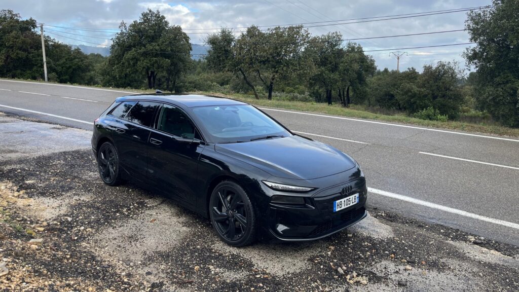 L'Audi A6 Avant e-tron à l'essai // Source : Robin San Vicente pour Numerama L'Audi A6 Avant e-tron à l'essai // Source : Robin San Vicente pour Numerama