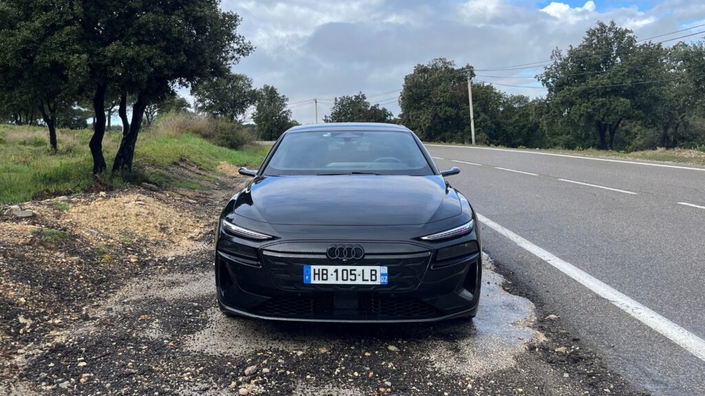 L'Audi A6 Avant e-tron à l'essai // Source : Robin San Vicente pour Numerama L'Audi A6 Avant e-tron à l'essai // Source : Robin San Vicente pour Numerama