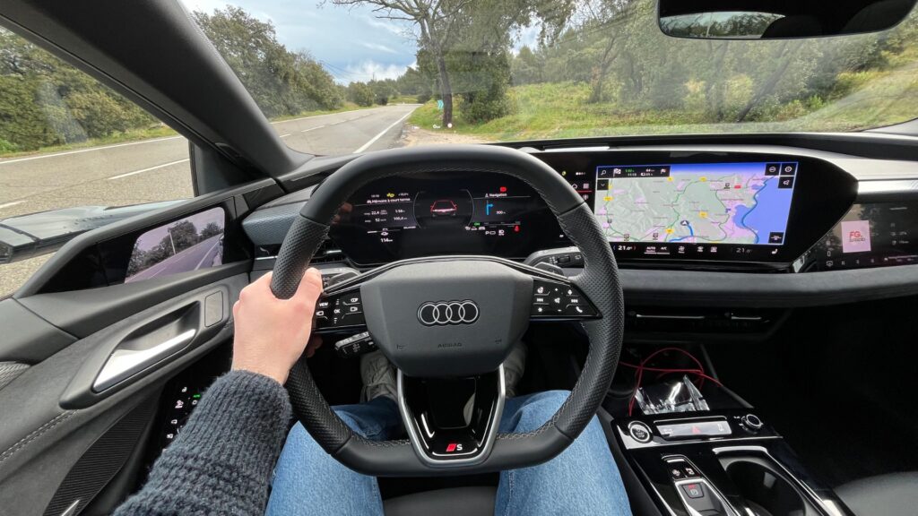 L'Audi A6 Avant e-tron à l'essai // Source : Robin San Vicente pour Numerama L'Audi A6 Avant e-tron à l'essai // Source : Robin San Vicente pour Numerama