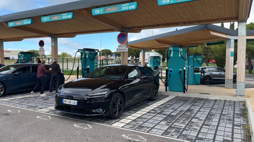 L'Audi A6 Avant e-tron à l'essai // Source : Robin San Vicente pour Numerama L'Audi A6 Avant e-tron à l'essai // Source : Robin San Vicente pour Numerama