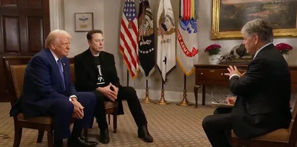 Elon Musk ne lâche plus Donald Trump, qu'il accompagne partout.
