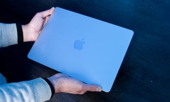 Apple MacBook Air M4 // Source : Nino Barbey / Numerama Apple MacBook Air M4 // Source : Nino Barbey / Numerama
