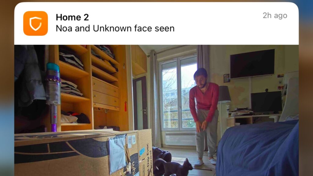 La reconnaisance faciale a tendance à halluciner, ici en confondant Nicolas et Noa (une petite fille de 10 ans) et en inventant une seconde personne.