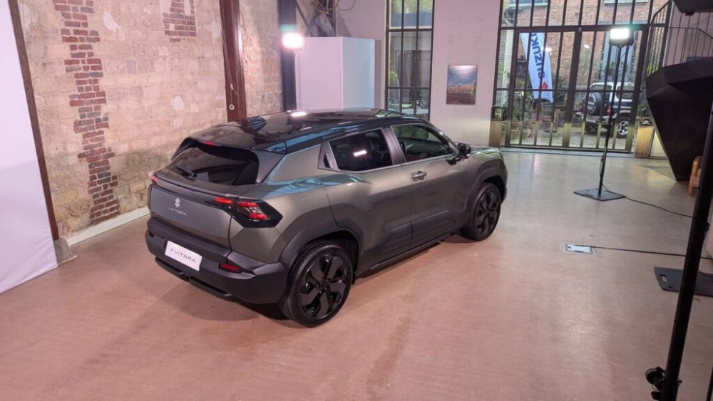 Suzuki eVitara // Source : Raphaelle Baut pour Numerama Suzuki eVitara // Source : Raphaelle Baut pour Numerama