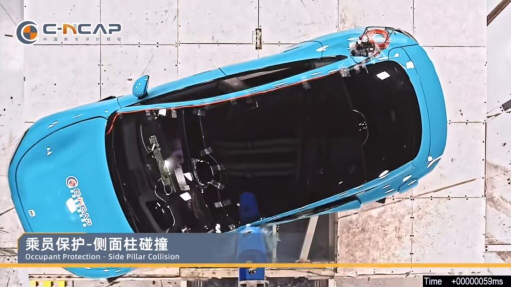 La Xiaomi SU7 au crash-test chinois C-NCAP // Source : C-NCAP La Xiaomi SU7 au crash-test chinois C-NCAP // Source : C-NCAP