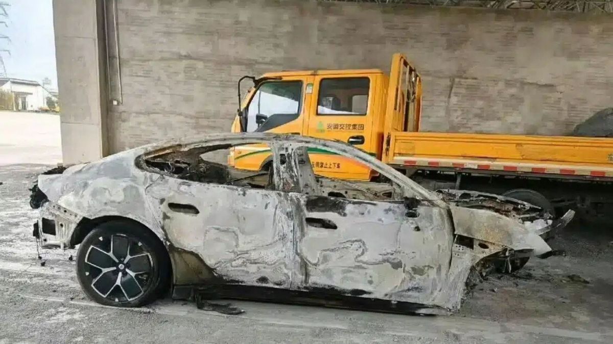 Ce qu'il reste d'une Xiaomi SU7 après un tragique accident // Source : CarNewsChina Ce qu'il reste d'une Xiaomi SU7 après un tragique accident // Source : CarNewsChina