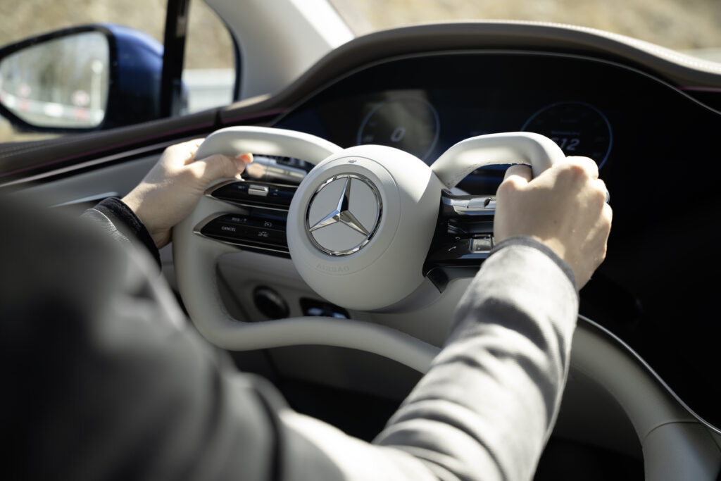 Mercedes va adopter la technologie steer-by-wire // Source : Mercedes Mercedes va adopter la technologie steer-by-wire // Source : Mercedes